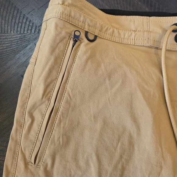 Roark Layover Trail Hybrid Adventure Shorts Tan Size 32 - New RS364 Hiking Cargo - Picture 2 of 10